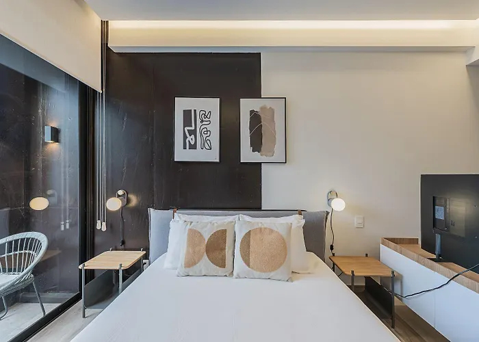Cuadra 134 Residencial Condesa Aparthotel